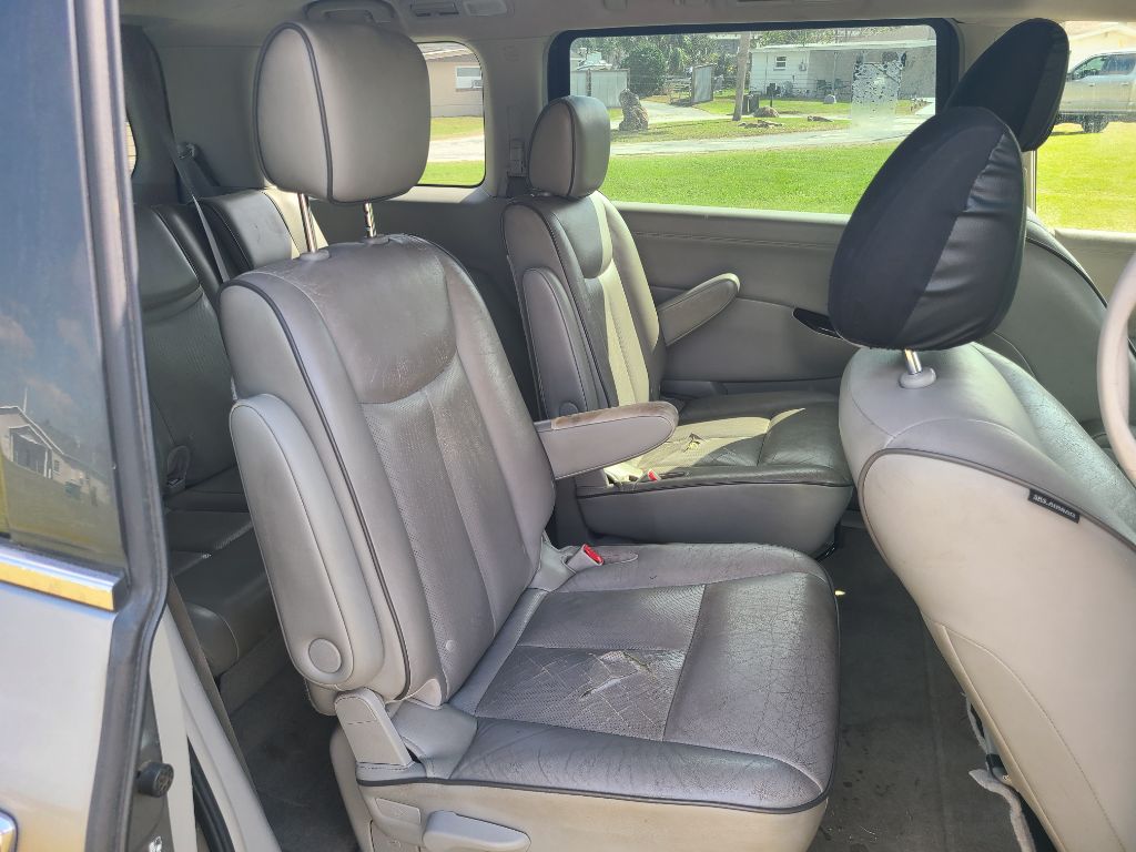 2013 Nissan Quest 3.5 S photo