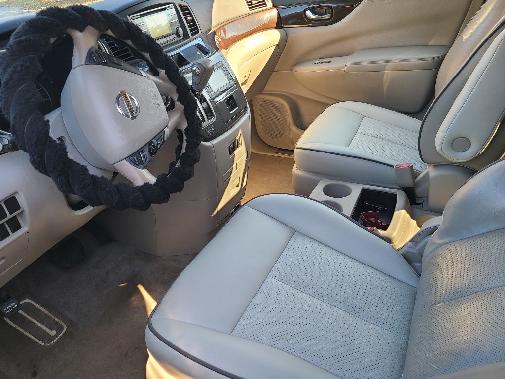 2013 Nissan Quest 3.5 S photo