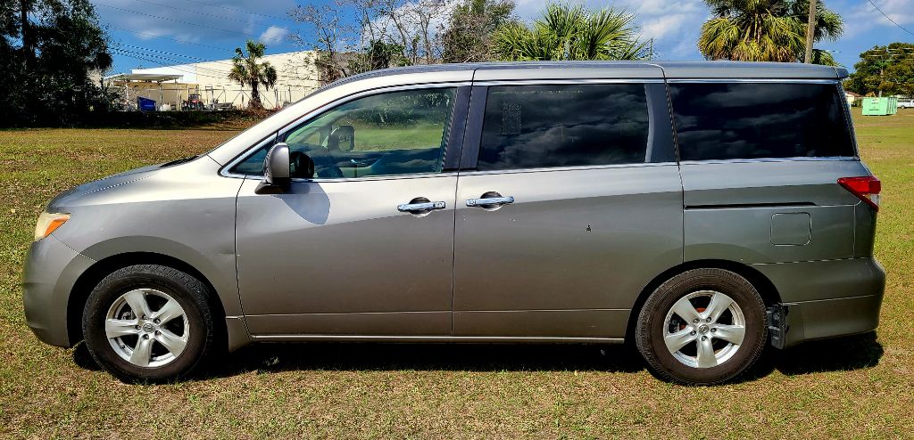 2013 Nissan Quest 3.5 S photo