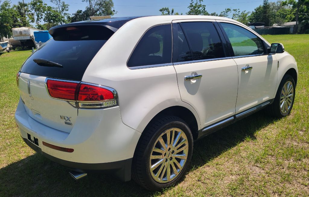 2013 Lincoln MKX photo