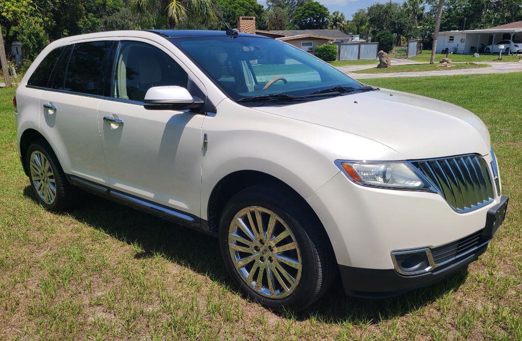 2013 Lincoln MKX photo