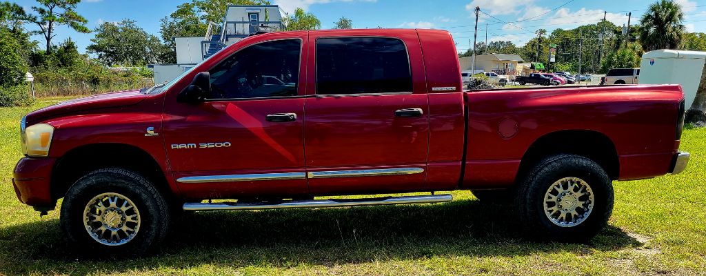 2006 Dodge Ram 3500 - $18,990