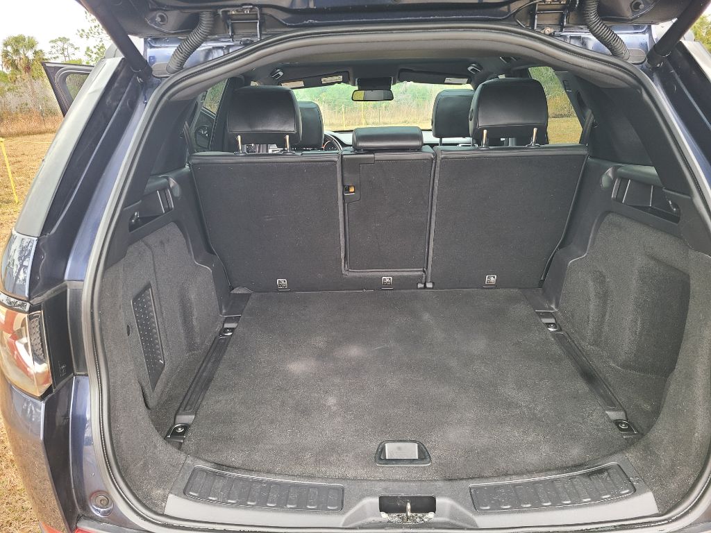 2016 Land Rover Discovery - $9,490
