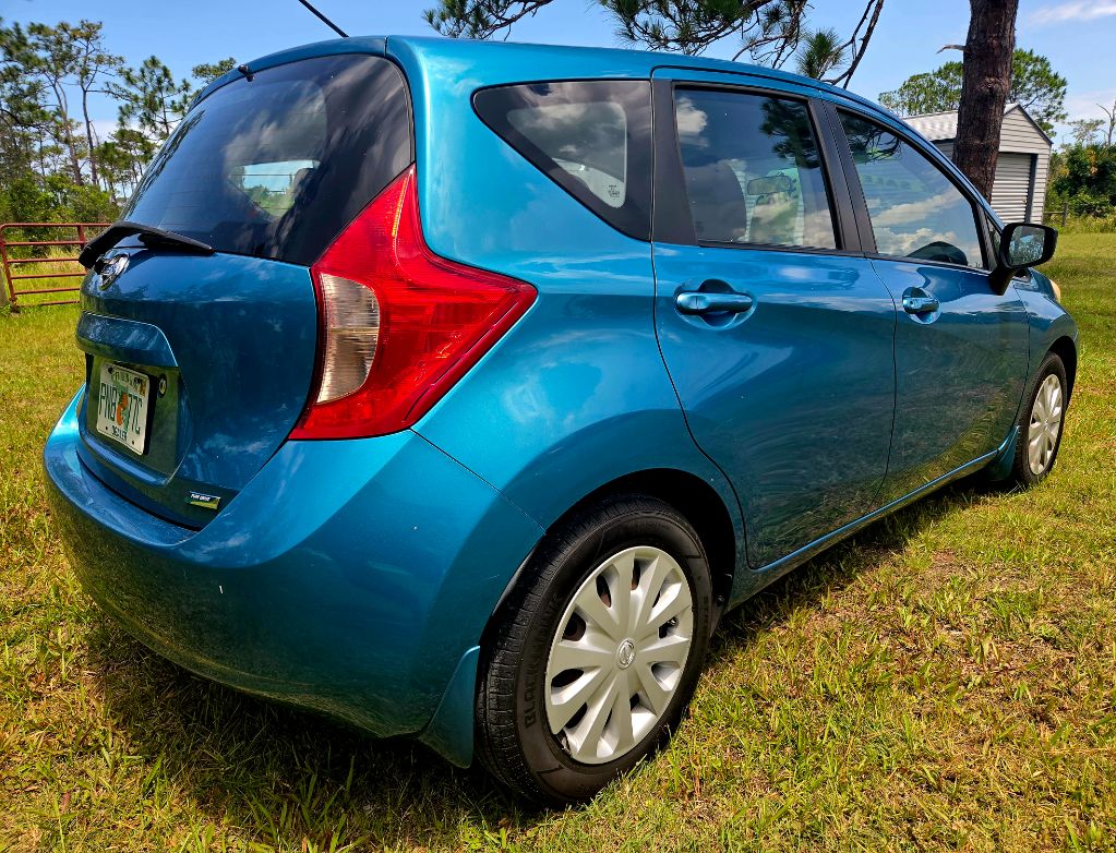 2015 Nissan Versa - $3,500