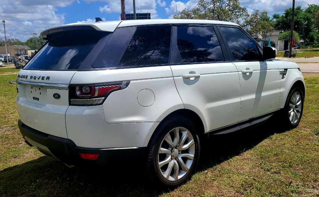 2015 Land Rover Range Rover Sport - $9,990