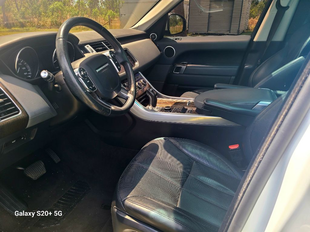 2015 Land Rover Range Rover Sport - $9,990