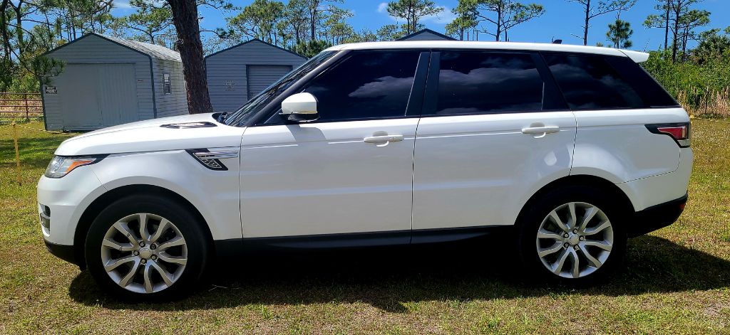 2015 Land Rover Range Rover Sport - $9,990