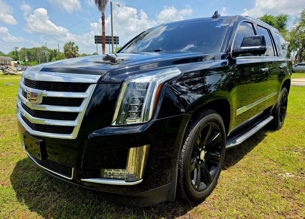 2017 Cadillac Escalade - $17,990