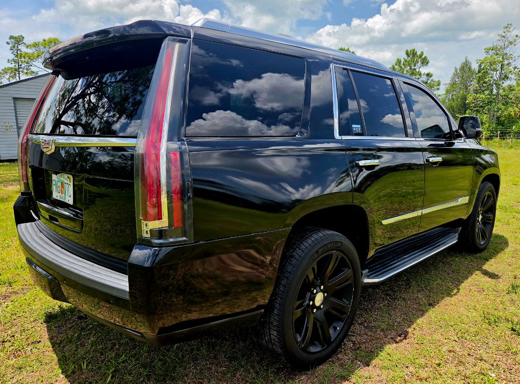 2017 Cadillac Escalade - $17,990
