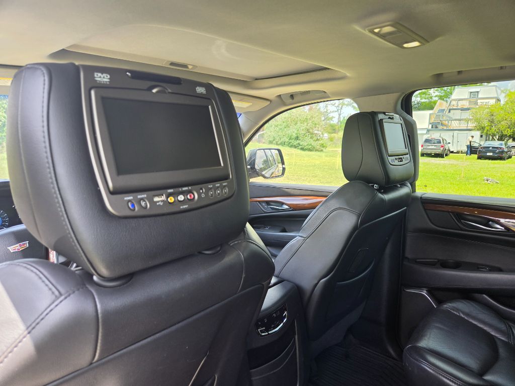 2017 Cadillac Escalade - $17,990