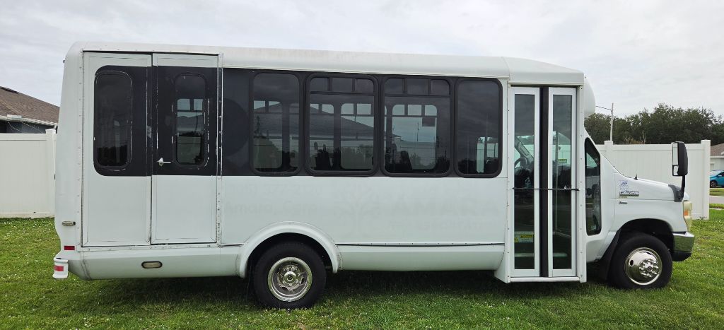 2012 Ford E-350 - $8,990