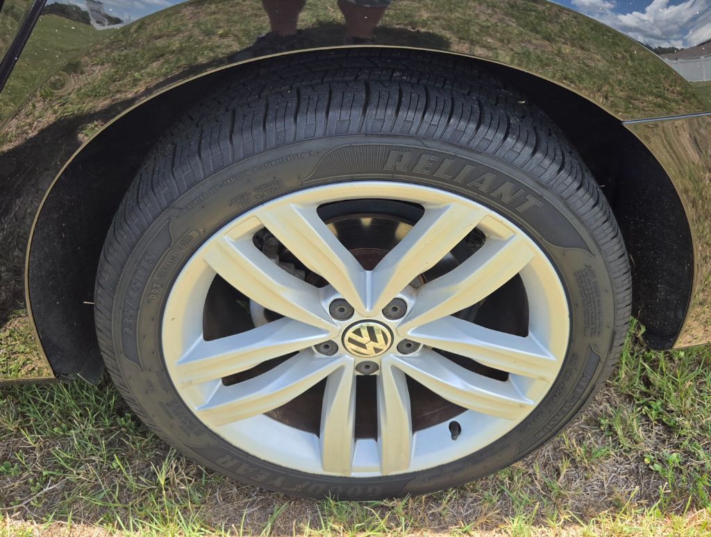 2018 Volkswagen Passat - $7,990