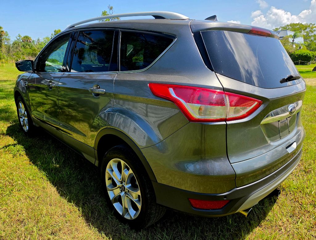 2014 Ford Escape - $6,990