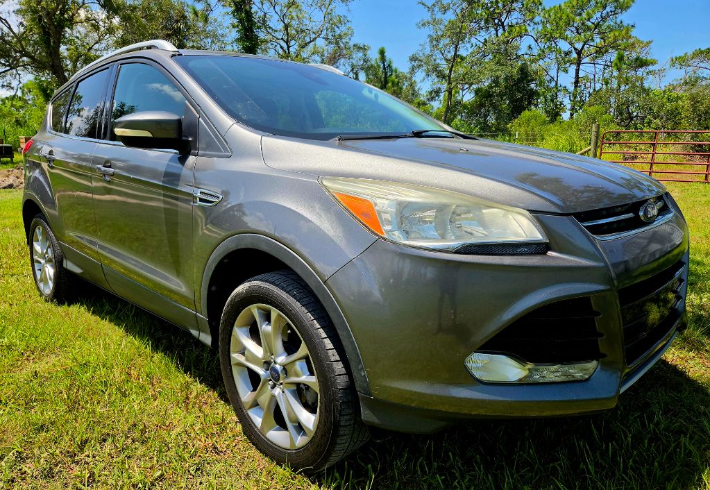 2014 Ford Escape - $6,990