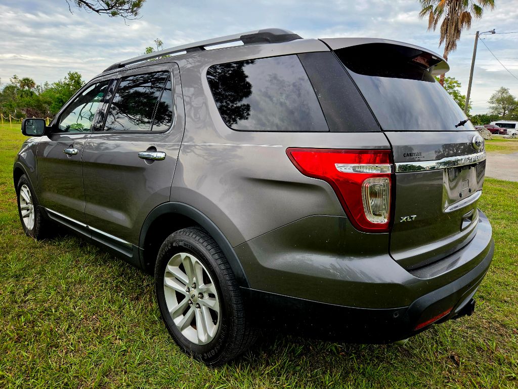 2013 Ford Explorer - $5,950