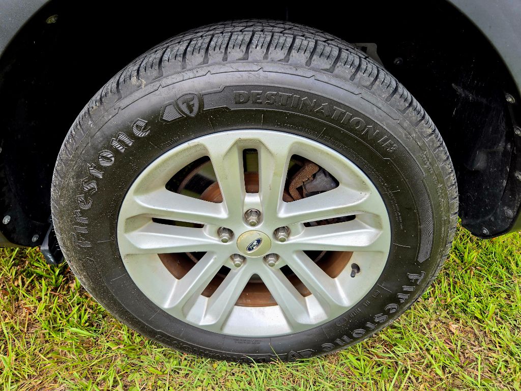 2013 Ford Explorer - $5,950