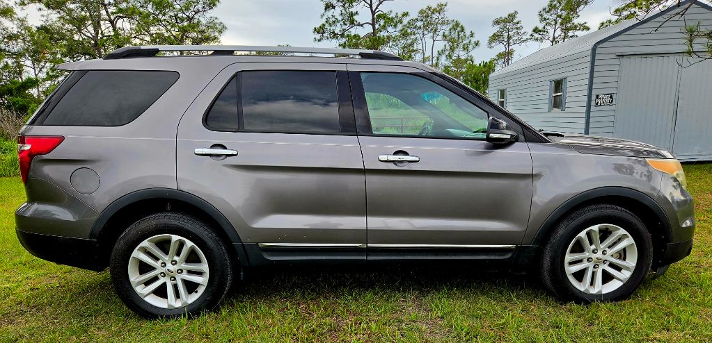 2013 Ford Explorer - $5,950
