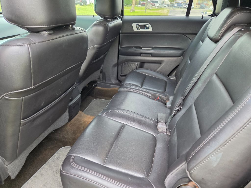 2013 Ford Explorer - $5,950