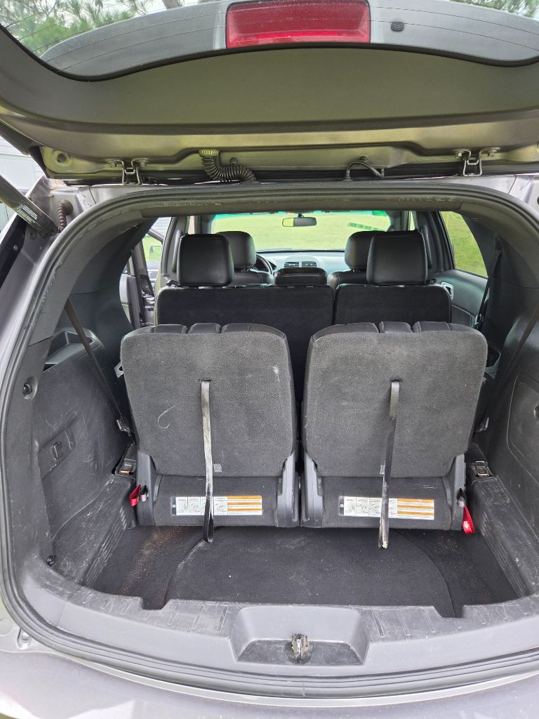 2013 Ford Explorer - $5,950