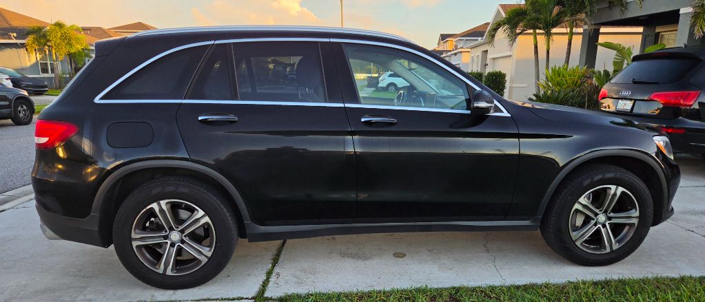 2017 Mercedes-Benz C-Class - $13,990