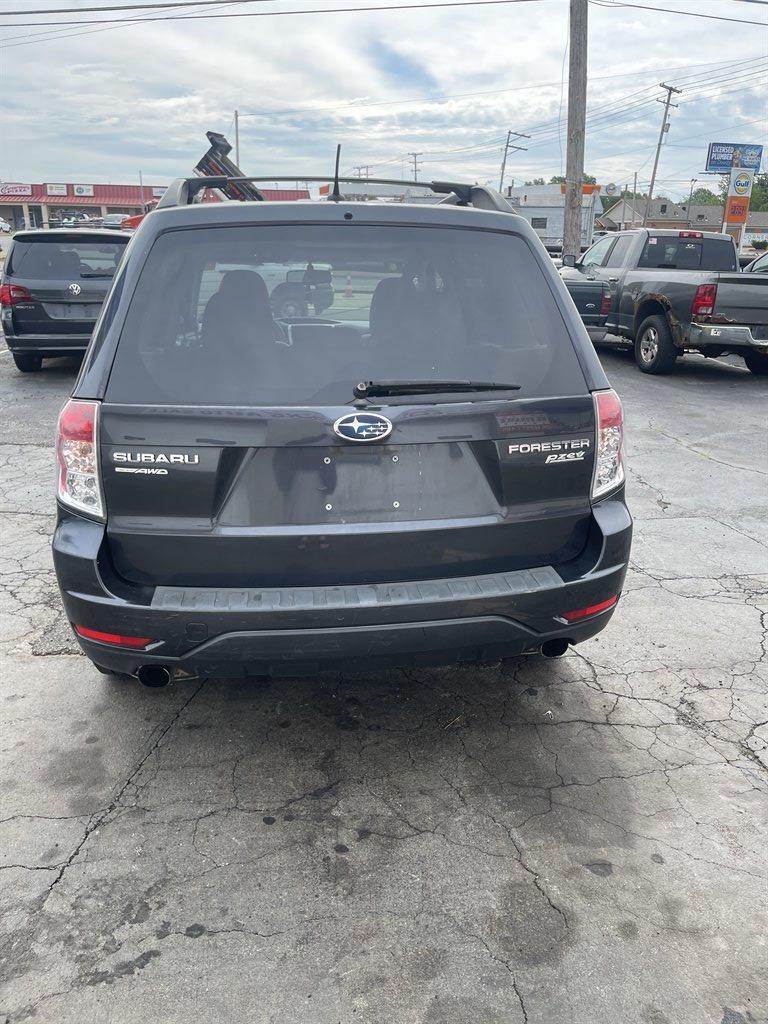 2011 Subaru Forester 2.5X Limited photo