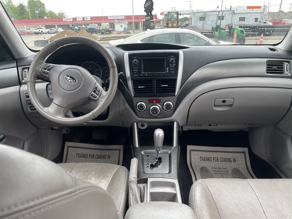2011 Subaru Forester 2.5X Limited photo