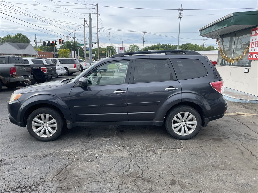 2011 Subaru Forester 2.5X Limited photo