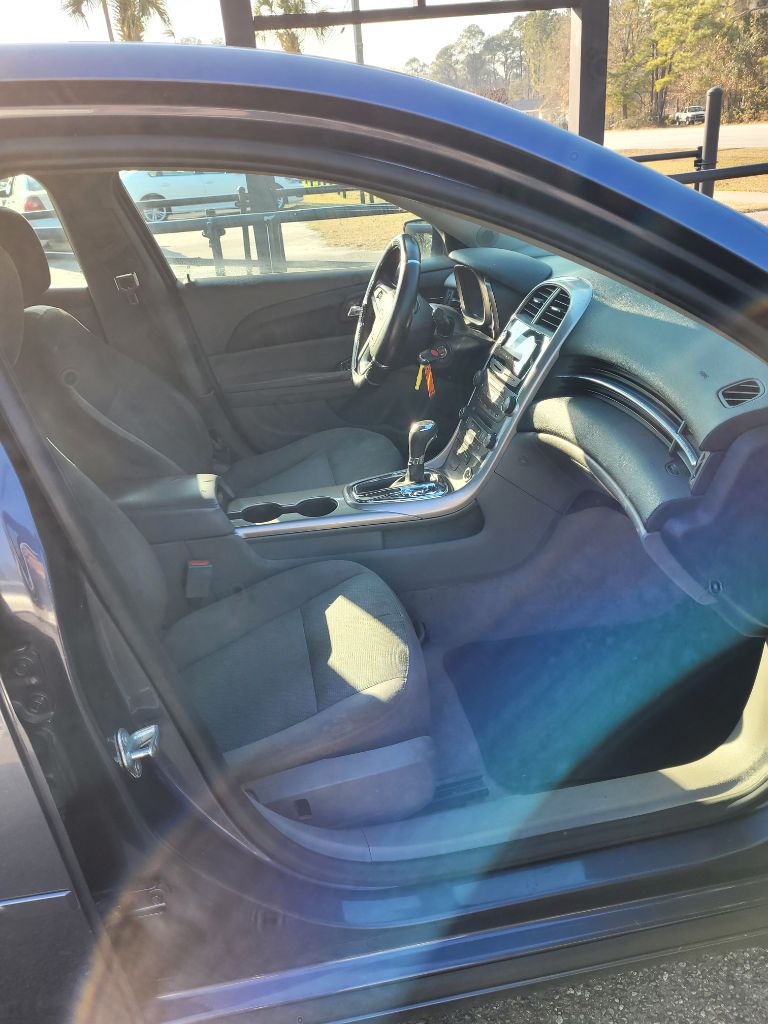 2013 Chevrolet Malibu LS photo