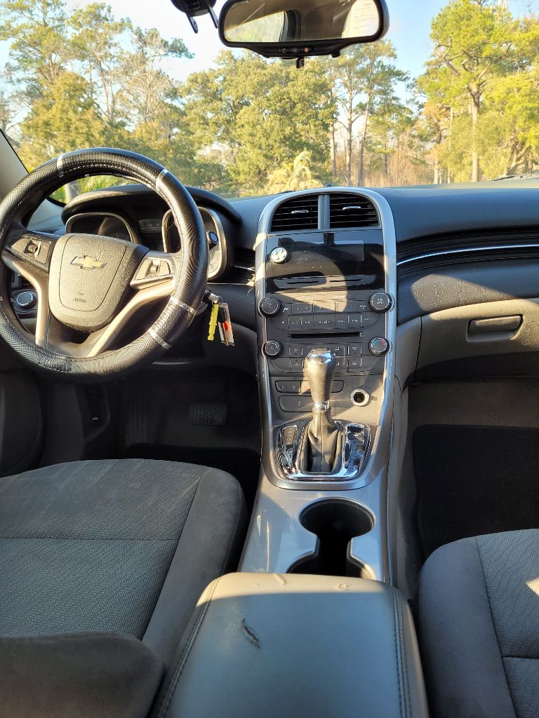 2013 Chevrolet Malibu LS photo