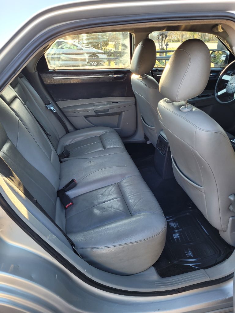 2007 Chrysler 300  photo