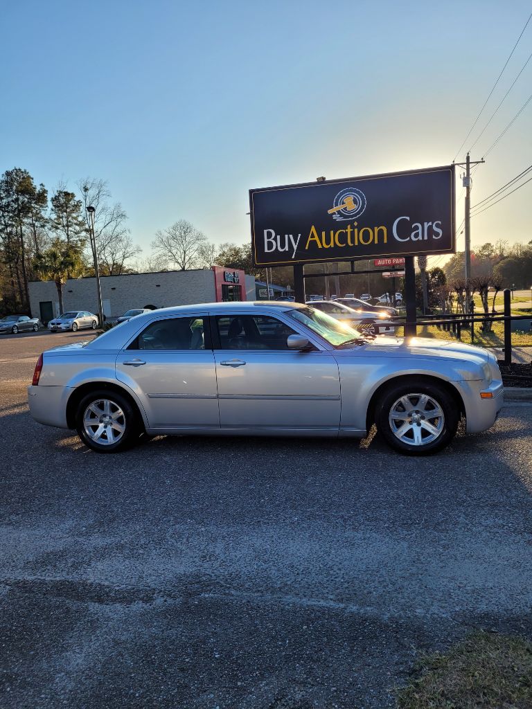 2007 Chrysler 300  photo