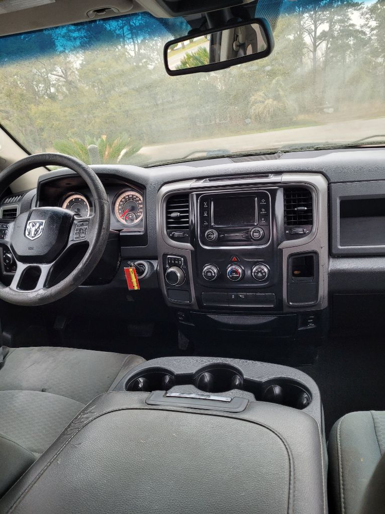 2016 RAM 1500 Tradesman photo