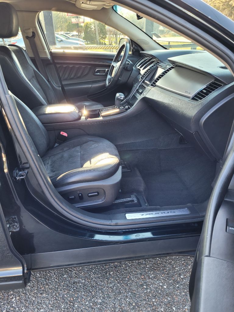 2012 Ford Taurus SHO photo