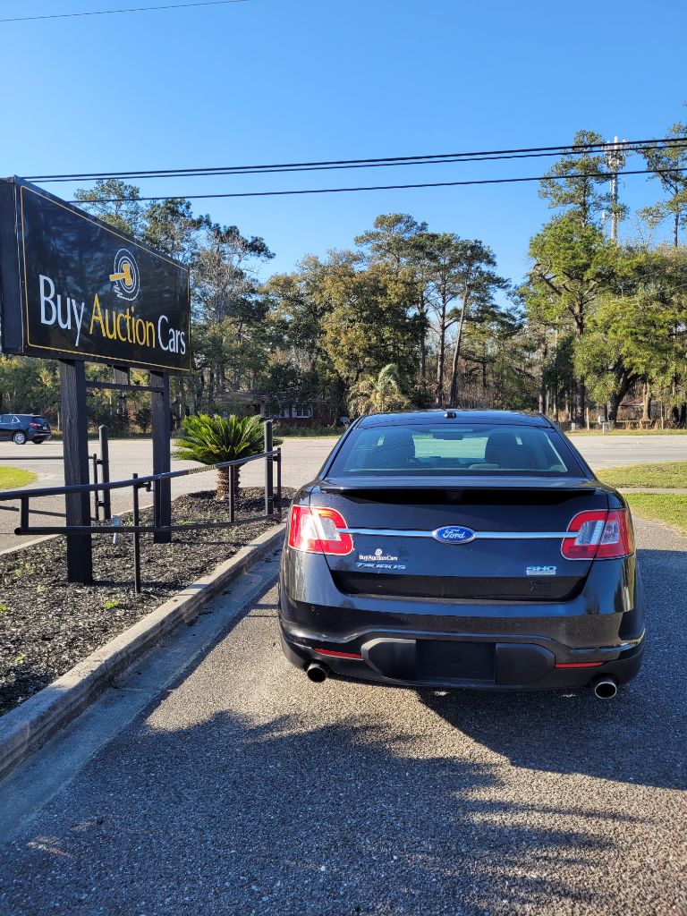 2012 Ford Taurus SHO photo