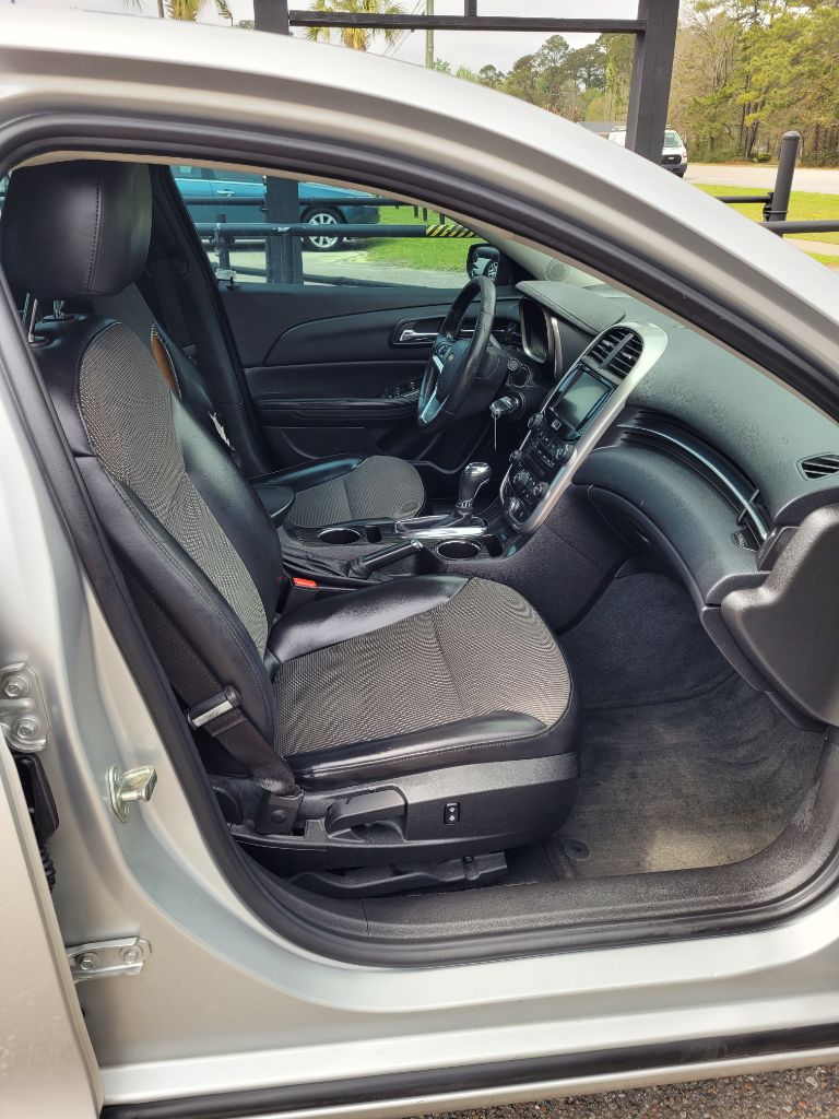 2014 Chevrolet Malibu LT photo