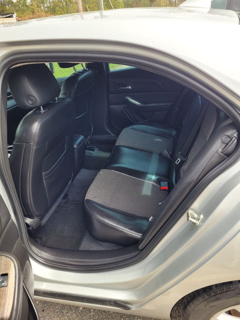 2014 Chevrolet Malibu LT photo