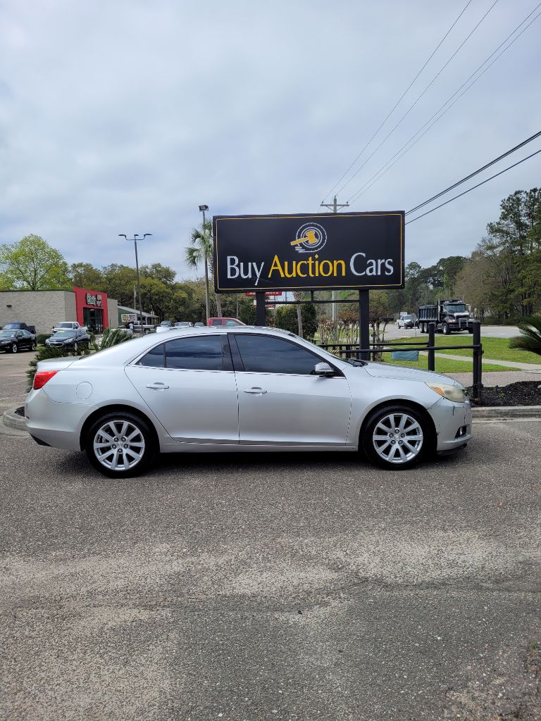 2014 Chevrolet Malibu LT photo