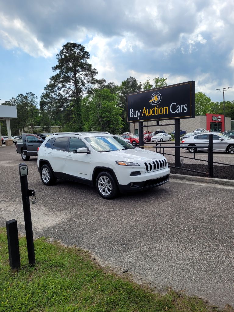 2015 Jeep Cherokee Latitude photo