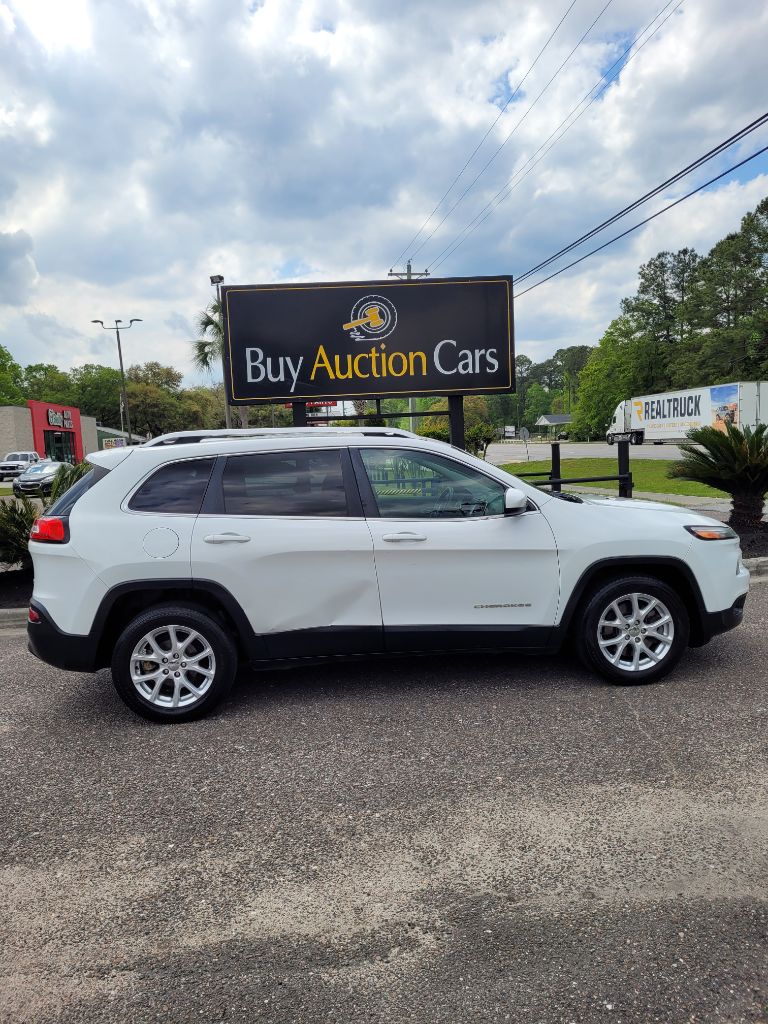 2015 Jeep Cherokee Latitude photo