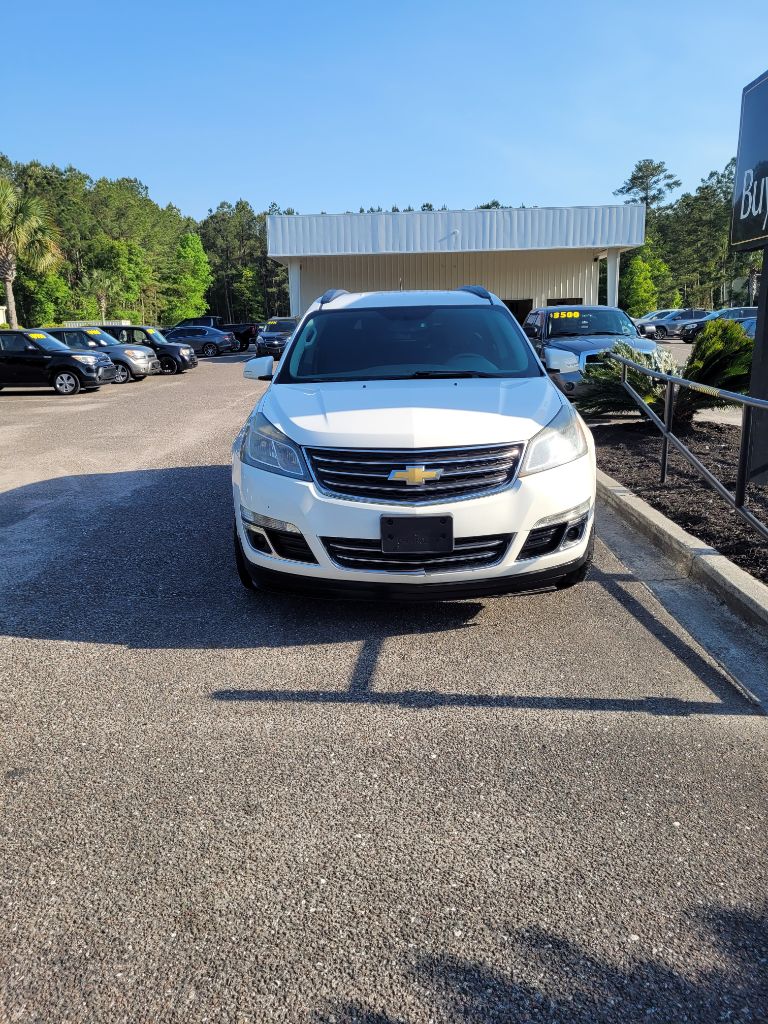 2015 Chevrolet Traverse LT photo