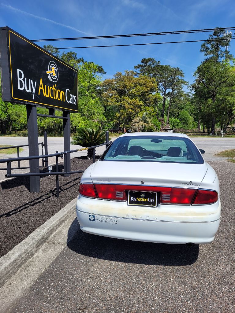 2000 Buick Century Custom photo