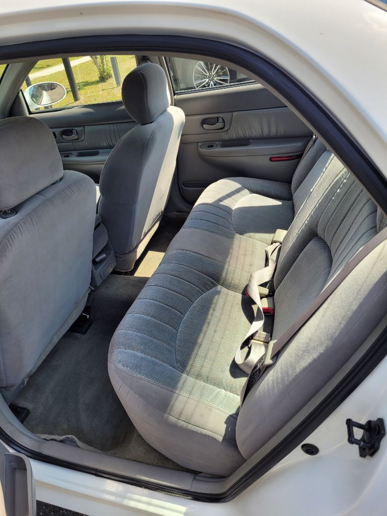 2000 Buick Century Custom photo
