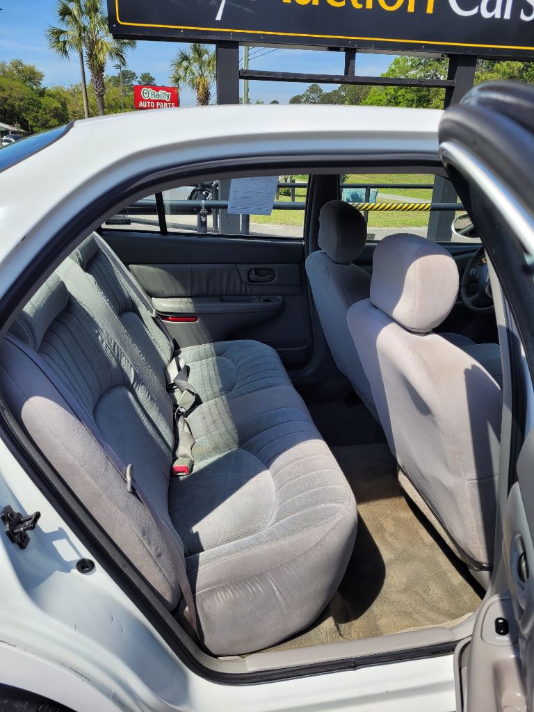 2000 Buick Century Custom photo