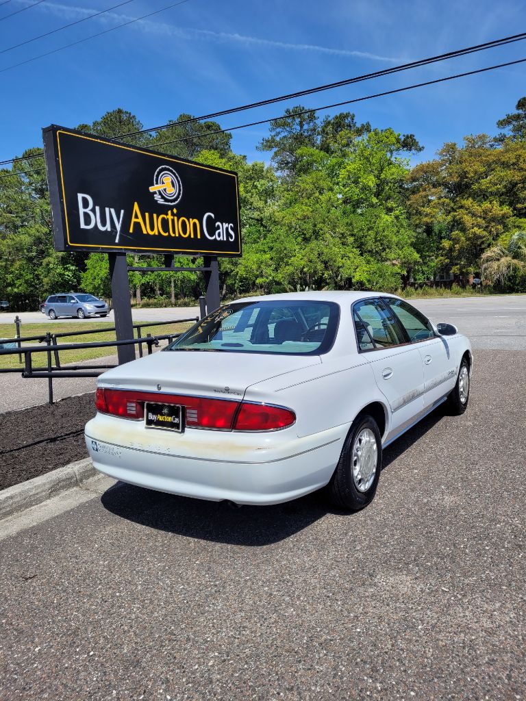 2000 Buick Century Custom photo
