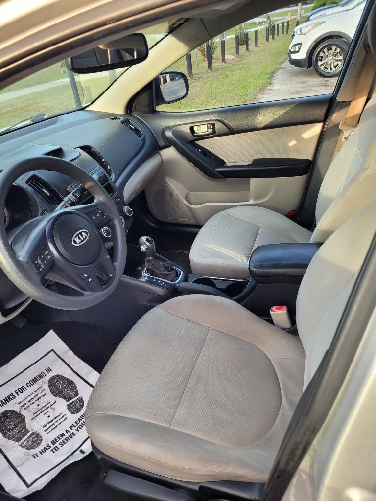 2011 Kia Forte EX photo