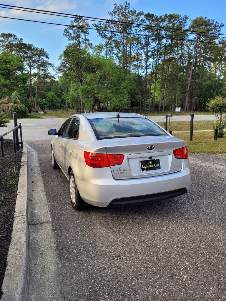 2011 Kia Forte EX photo