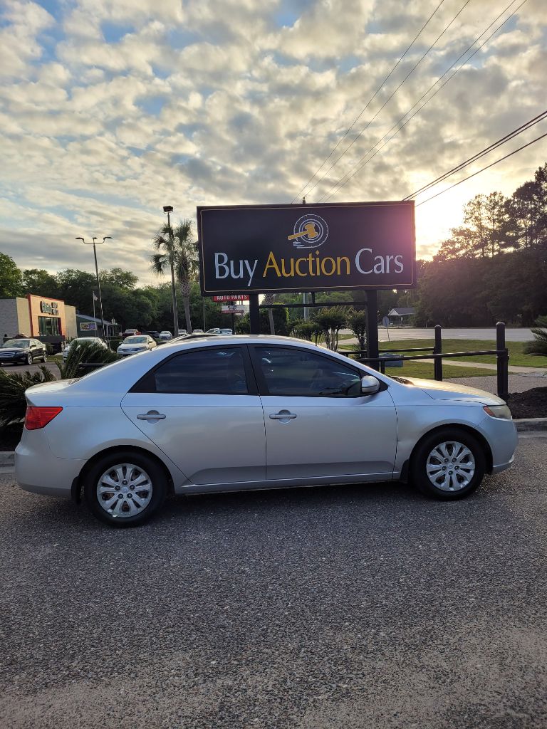 2011 Kia Forte EX photo