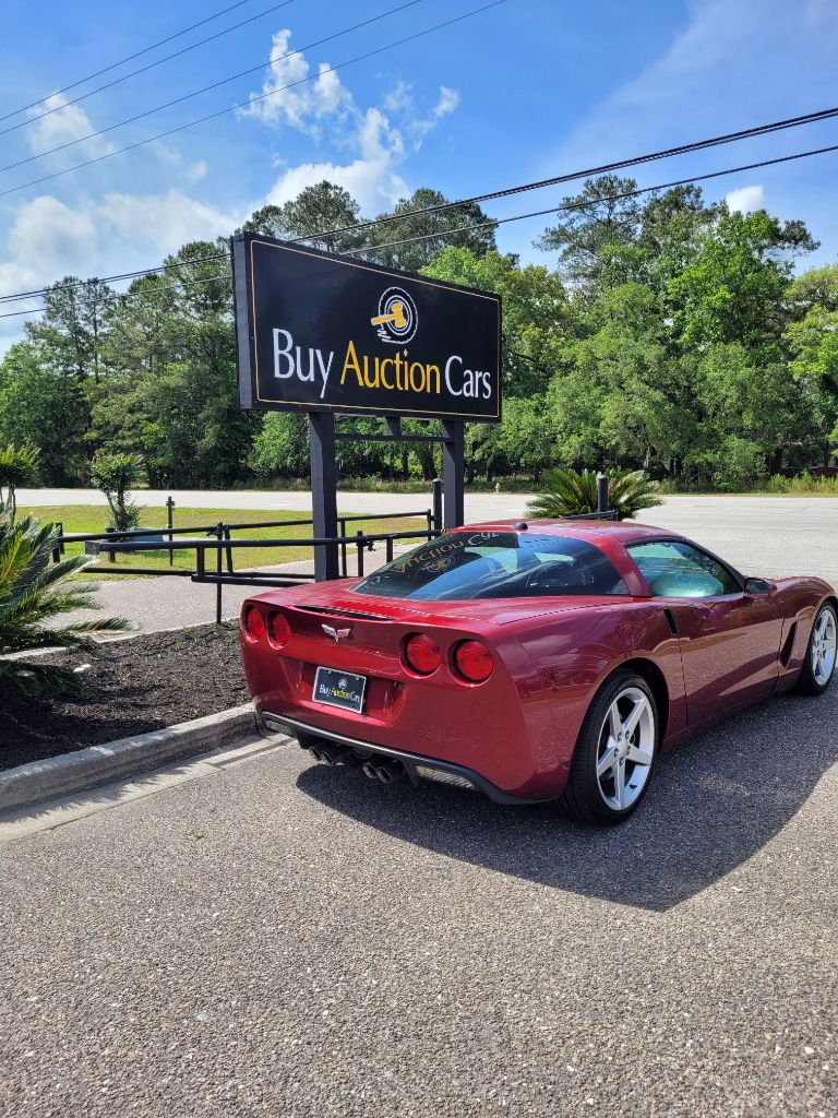 2005 Chevrolet Corvette photo