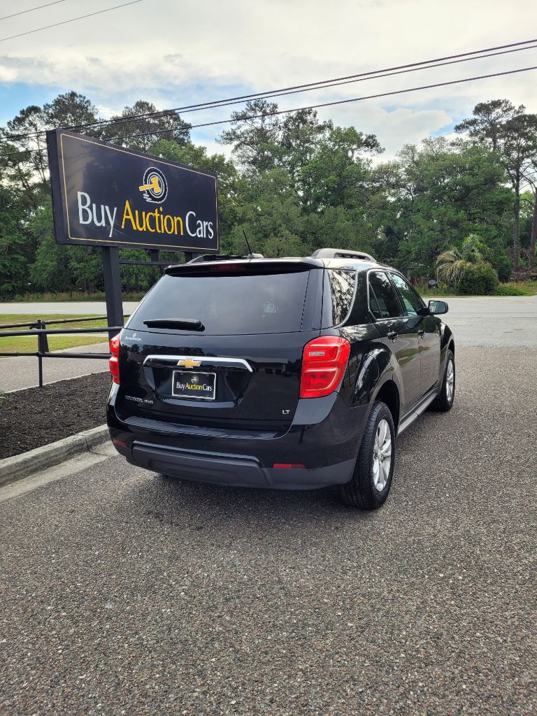2017 Chevrolet Equinox LT photo