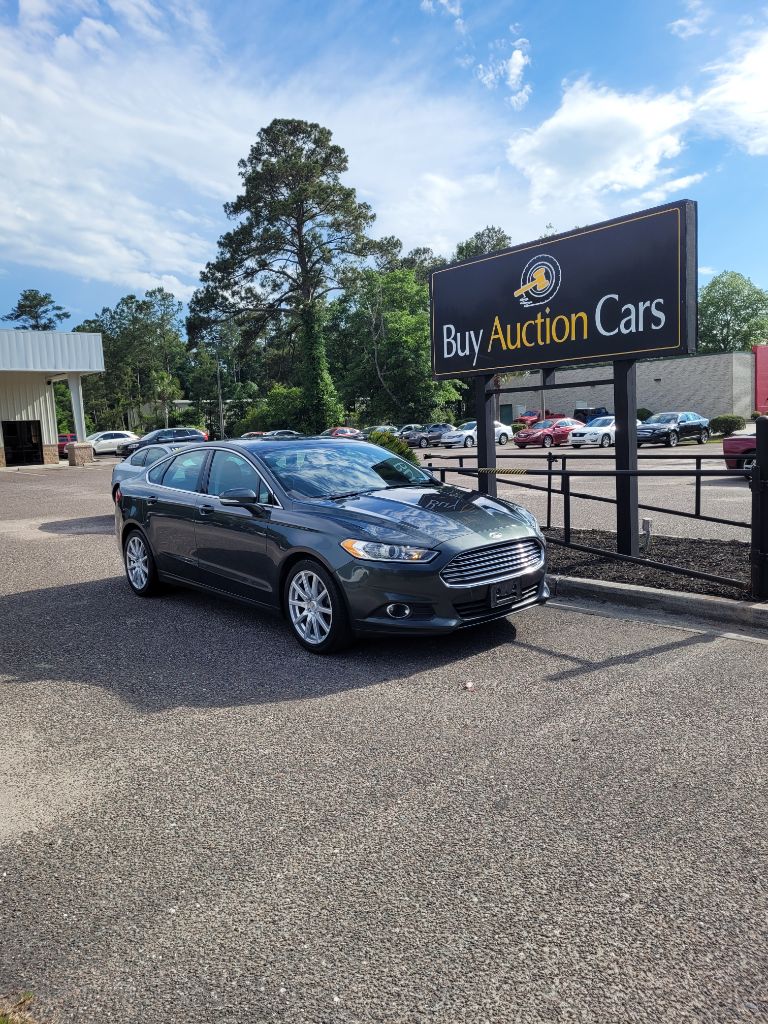 2016 Ford Fusion SE photo